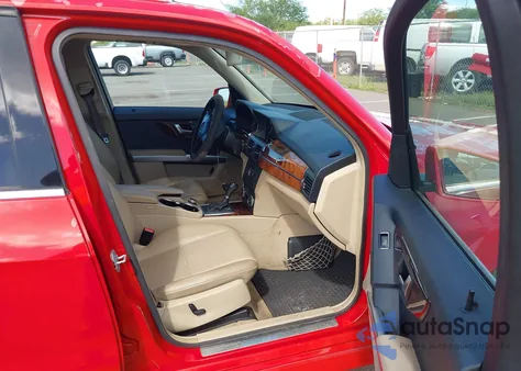 2012 Mercedes-Benz Glk 350 4Matic z USA, uszkodzony, nr VIN WDCGG8HB0CF903999